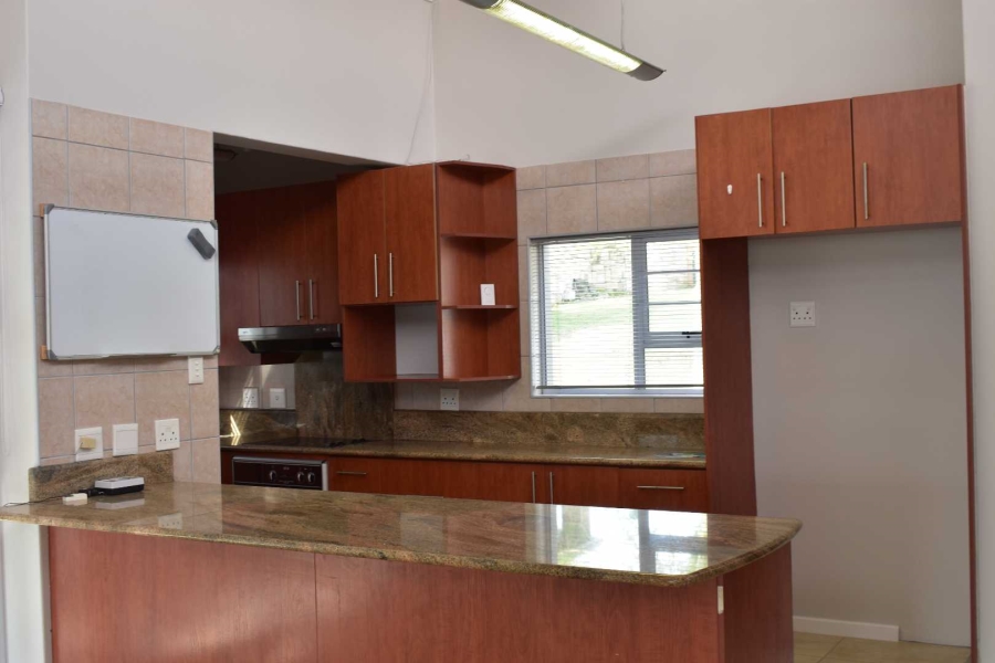 4 Bedroom Property for Sale in Beacon Bay Eastern Cape